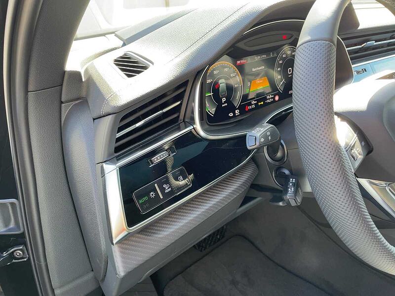 Audi Q7 SUV Sline 55 TFSIe AHK PANO B&O OLED