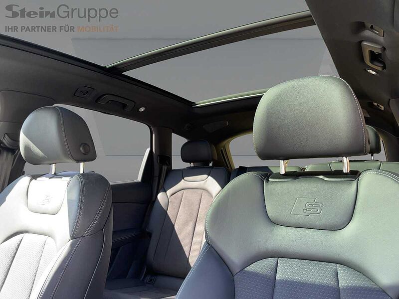 Audi Q7 SUV Sline 55 TFSIe AHK PANO B&O OLED