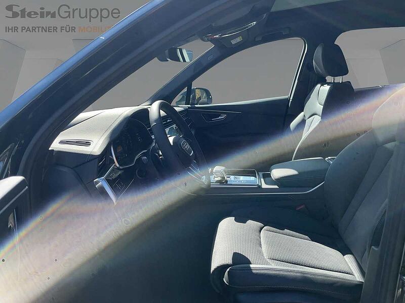 Audi Q7 SUV Sline 55 TFSIe AHK PANO B&O OLED
