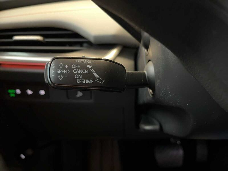 SKODA Elroq 85 Lodge Navi Virt LED PDC Kamera Alpha