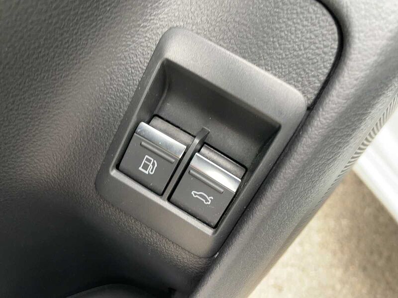Audi A6 55 2.0 TFSI quattro Avant S Line ACC Virt S e sport