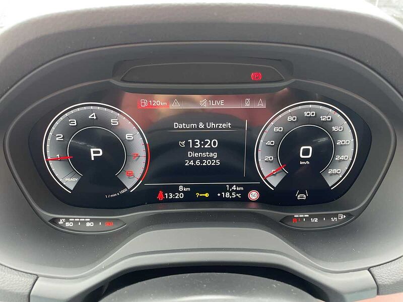 Audi Q2 advanced 35 TFSI S tronic AHK PANO LED SOUND