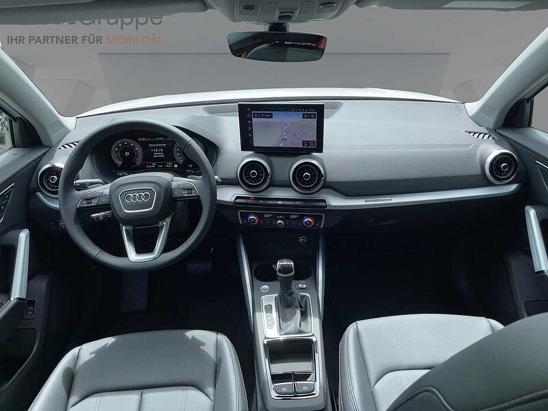 Audi Q2 advanced 35 TFSI S tronic AHK PANO LED SOUND