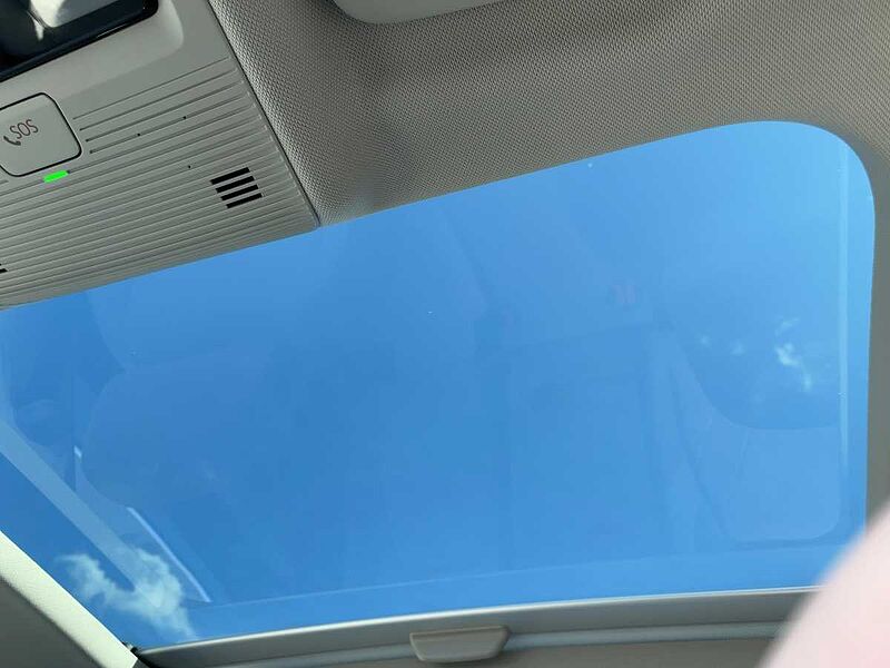 Volkswagen Golf VIII 1.5 eTSI Style AHK ACC Virt LED PDC