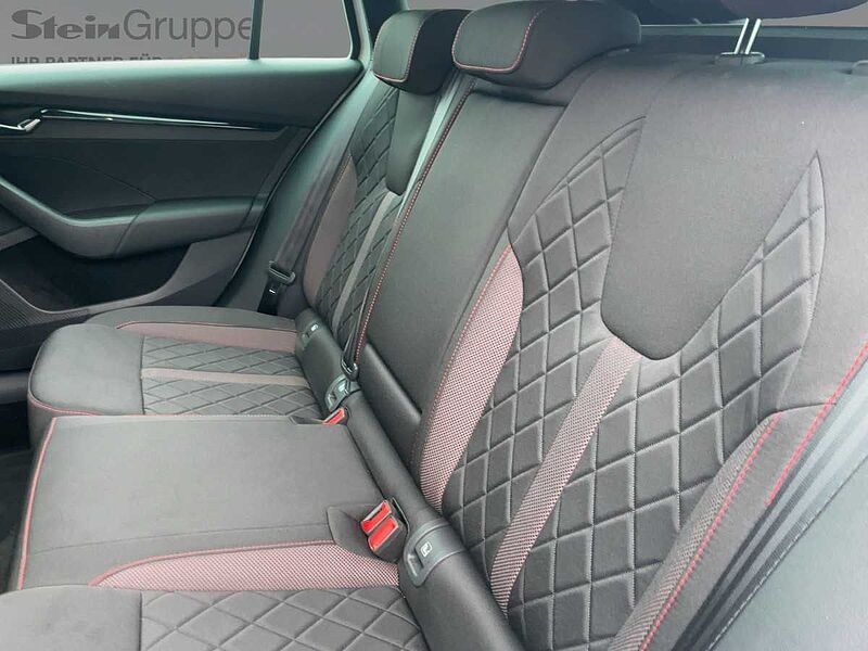 SKODA Octavia Combi 1.4 TSI RS iV Navi Virt LED PDC