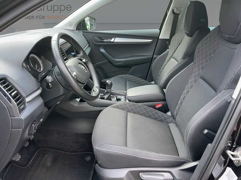 SKODA Karoq 1.0 TSI Ambition AHK Navi LED PDC CarPlay
