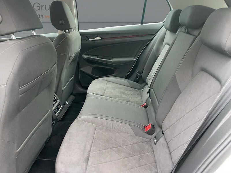 Volkswagen Golf VIII 1.4 Style Navi ACC Virt LED CarPlay e