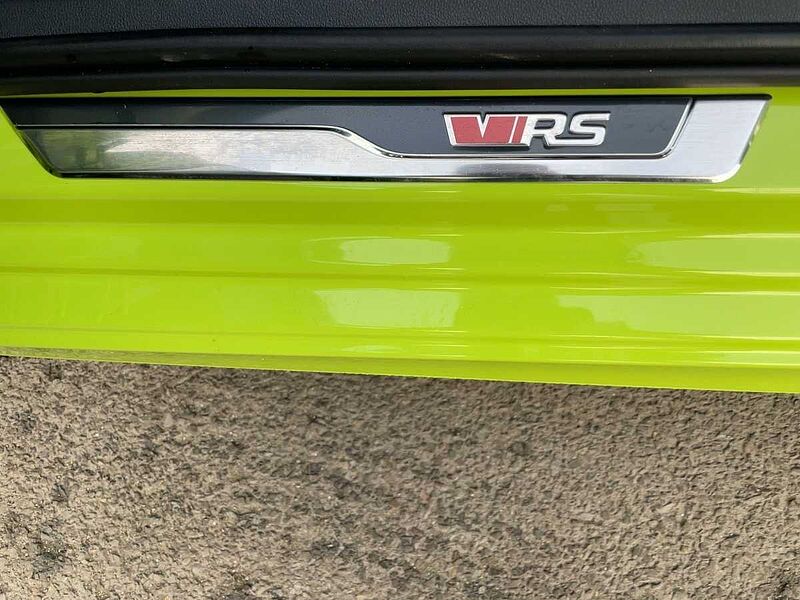 SKODA Octavia Combi 1.4 TSI RS iV Navi Virt LED PDC