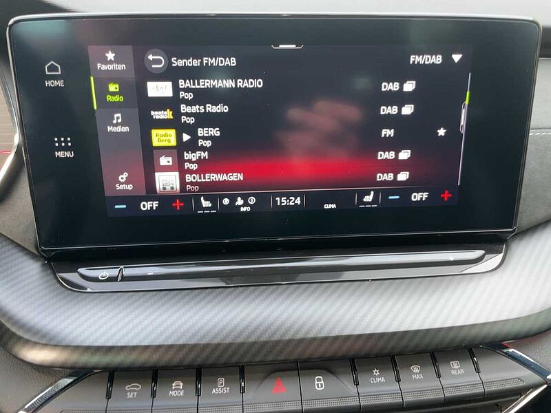 SKODA Octavia Combi 1.4 TSI RS iV Navi Virt LED PDC
