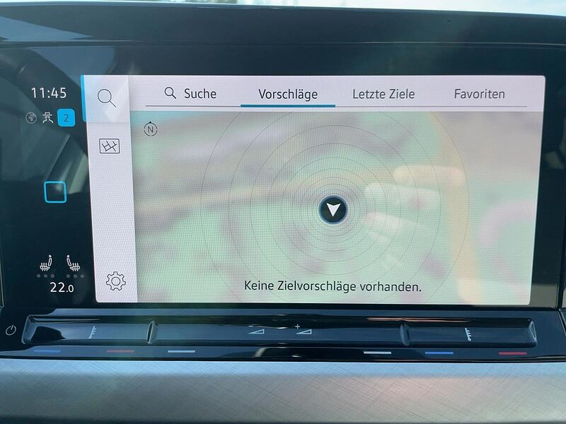 Volkswagen Golf VIII 1.5 TSI Life Navi ACC Virt LED PDC