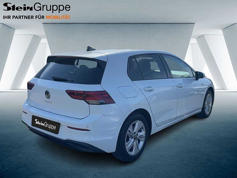 Volkswagen Golf VIII 1.5 TSI Life Navi ACC Virt LED PDC