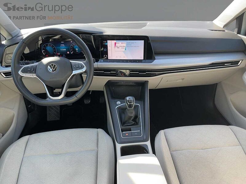 Volkswagen Golf VIII 1.5 TSI Life Navi ACC Virt LED PDC