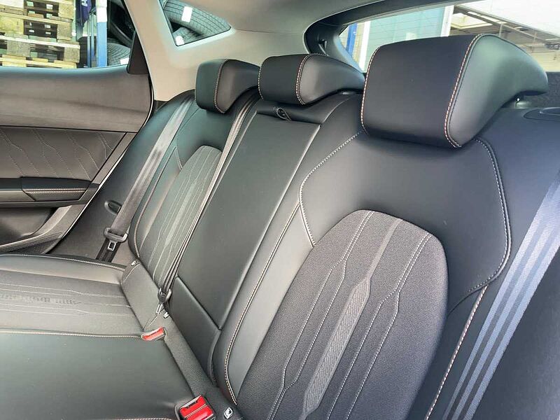 CUPRA Formentor 1.4 e-HYBRID Navi ACC Virt LED PDC Basis