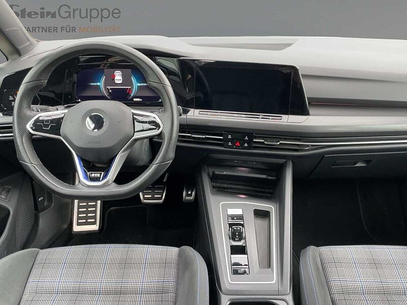 Volkswagen Golf VIII 1.4 GTE e AHK Navi ACC Virt LED Black