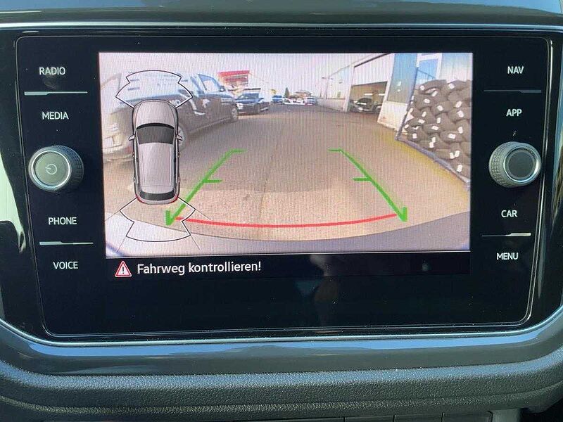 Volkswagen T-Roc 1.5 TSI Sport ACC CarPlay PDC Kamera