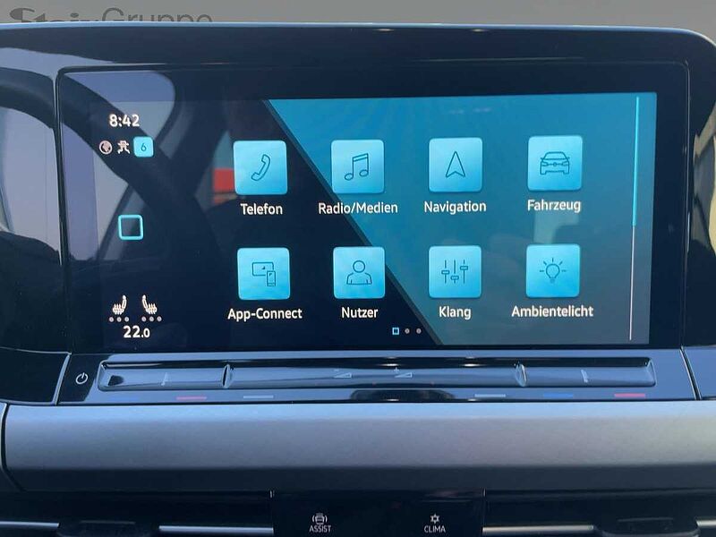 Volkswagen Golf VIII 1.5 TSI Life Navi ACC Virt LED PDC