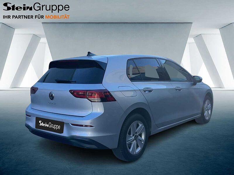Volkswagen Golf VIII 1.5 TSI Life Navi ACC Virt LED PDC