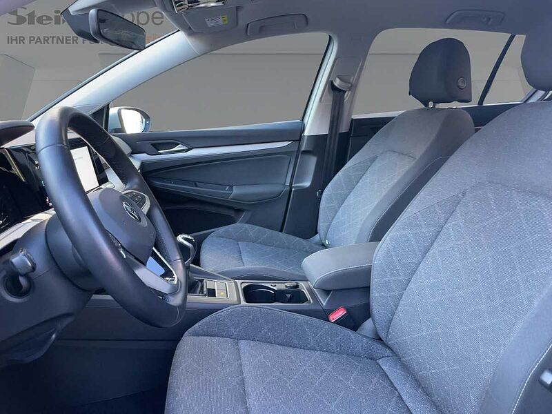 Volkswagen Golf VIII 1.5 TSI Life Navi ACC Virt LED PDC