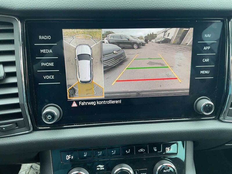 SKODA Kodiaq 2.0 TSI L&K AHK Navi ACC Virt LED PDC
