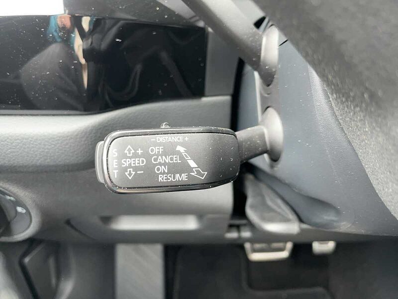 SKODA Kodiaq 2.0 TSI L&K AHK Navi ACC Virt LED PDC