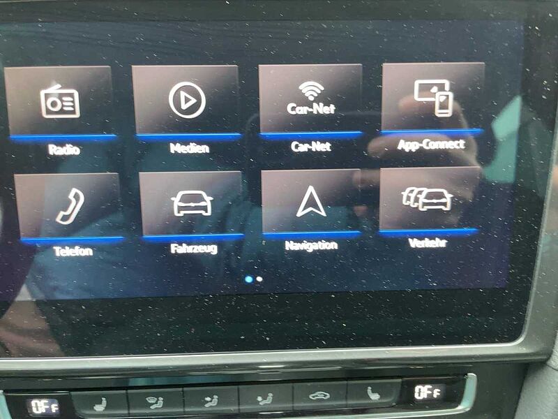 Volkswagen Golf VII e-Golf Navi ACC LED PDC Kamera