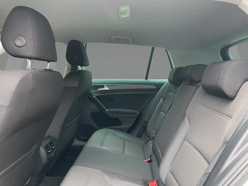 Volkswagen Golf VII e-Golf Navi ACC LED PDC Kamera