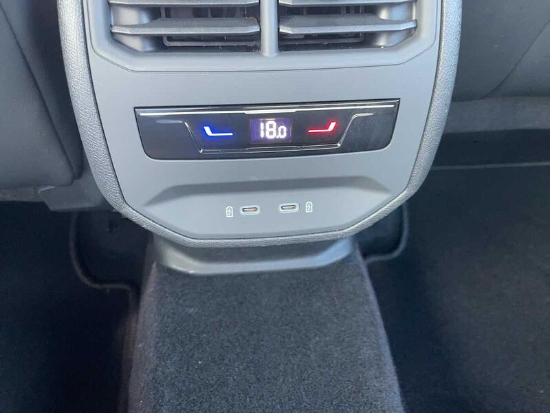 CUPRA Formentor 1.4 VZ Navi ACC Virt LED PDC CarPlay