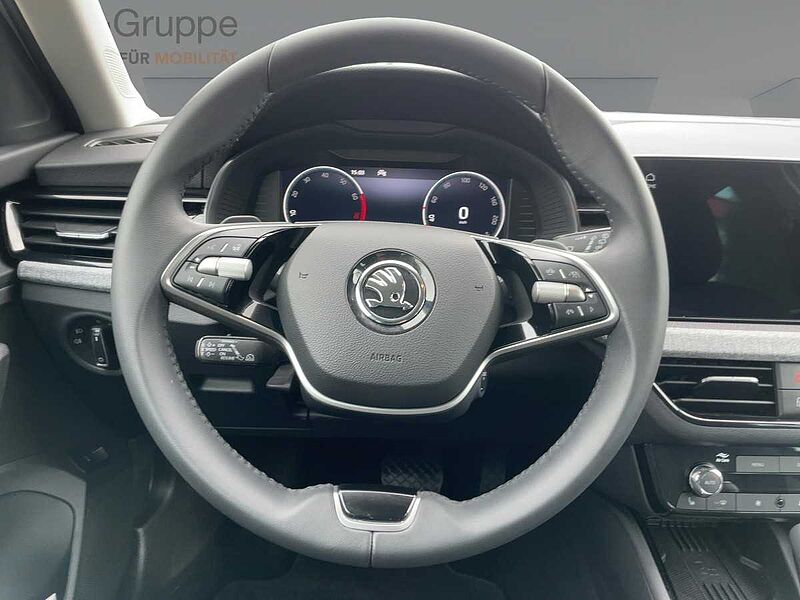 SKODA Kamiq 1.0 TSI Selection AHK Navi ACC Virt LED