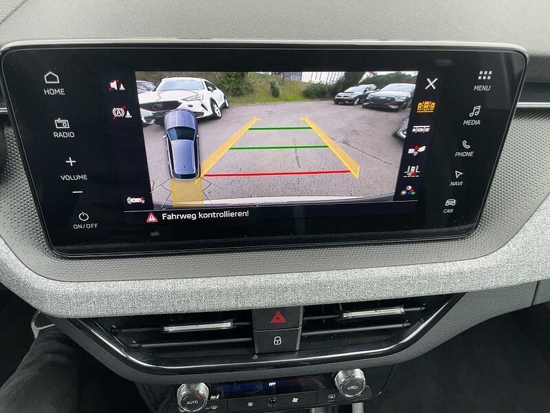 SKODA Kamiq 1.0 TSI Selection AHK Navi ACC Virt LED