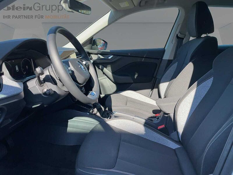 SKODA Kamiq 1.0 TSI Selection AHK Navi ACC Virt LED