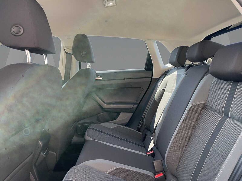 Volkswagen Polo VI 1.0 TSI Highline PDC