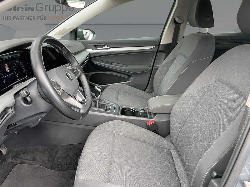 Volkswagen Golf VIII 1.5 TSI Life Navi Virt LED CarPlay