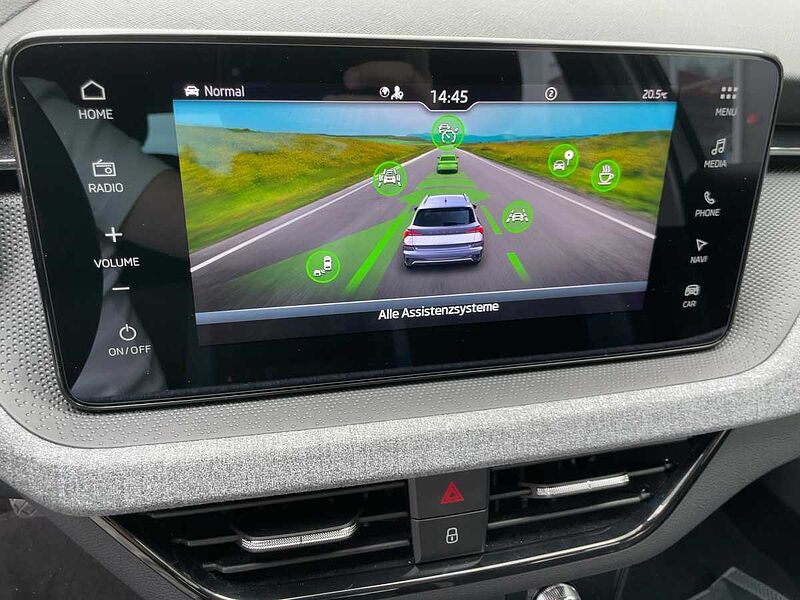 SKODA Kamiq 1.0 TSI Selection Navi ACC Virt LED PDC
