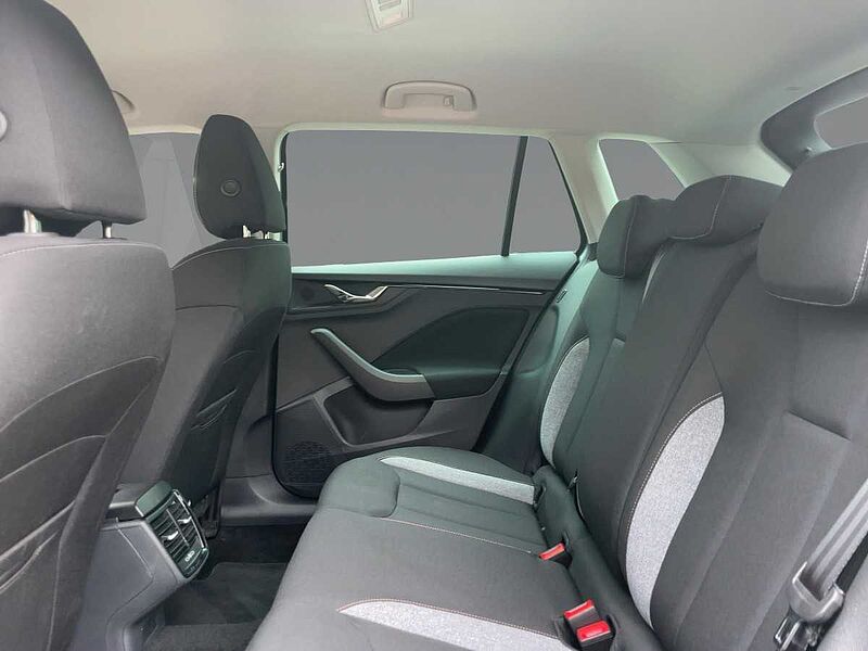 SKODA Kamiq 1.0 TSI Selection Navi ACC Virt LED PDC