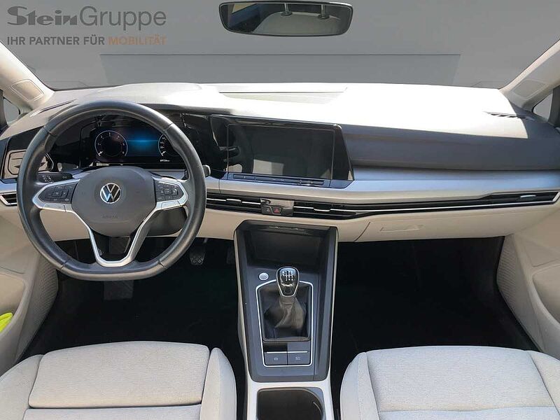 Volkswagen Golf VIII 2.0 TDI Life Navi Virt CarPlay PDC