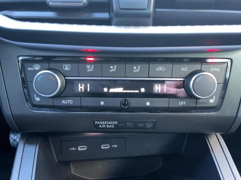 SEAT Ibiza 1.0 TSI FR Navi ACC Virt LED PDC CarPlay