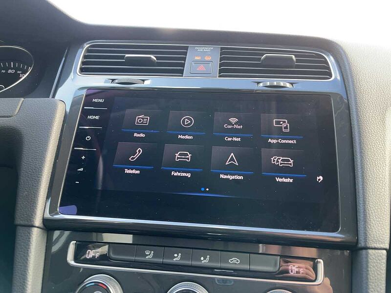 Volkswagen Golf VII e-Golf Navi LED PDC Kamera