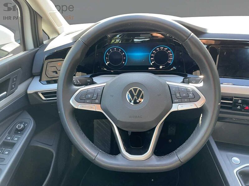Volkswagen Golf VIII Variant 1.0 TSI Life Virt LED PDC