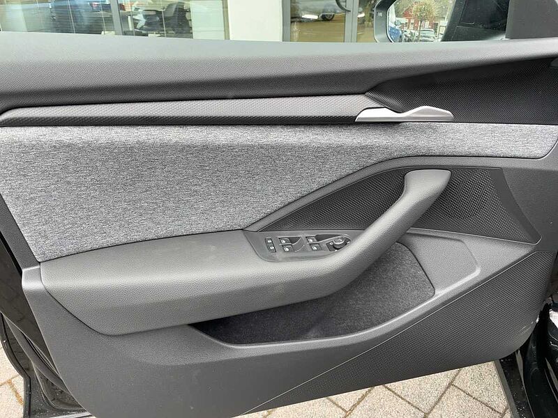 SKODA Superb Combi 110kW 2.0 TDI Selection ACC LED W