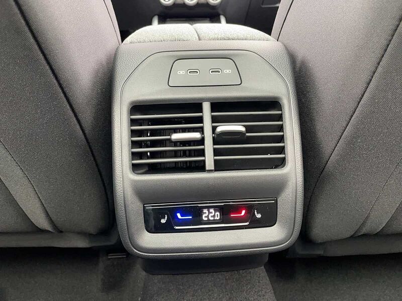 SKODA Superb Combi 110kW 2.0 TDI Selection ACC LED W
