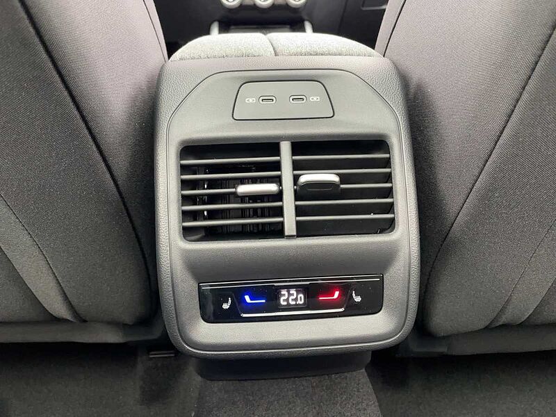 SKODA Superb Combi 110kW 2.0 TDI Selection ACC LED W