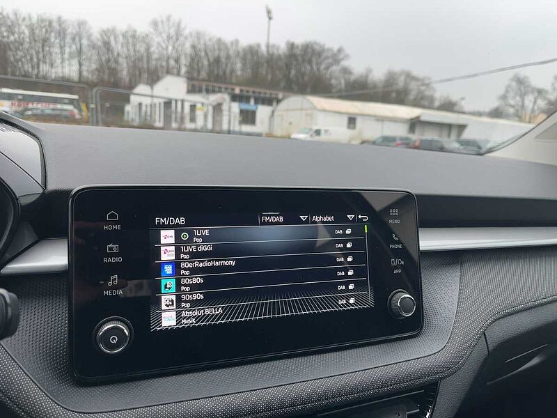 SKODA Fabia 1.0 TSI Selection LED PDC > 35 X auf Lager<