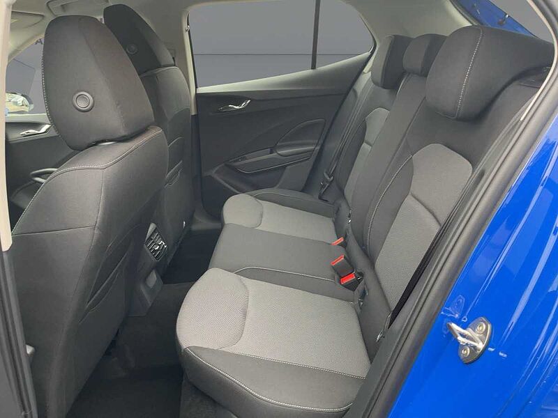 SKODA Fabia 1.0 TSI Selection LED PDC > 35 X auf Lager<