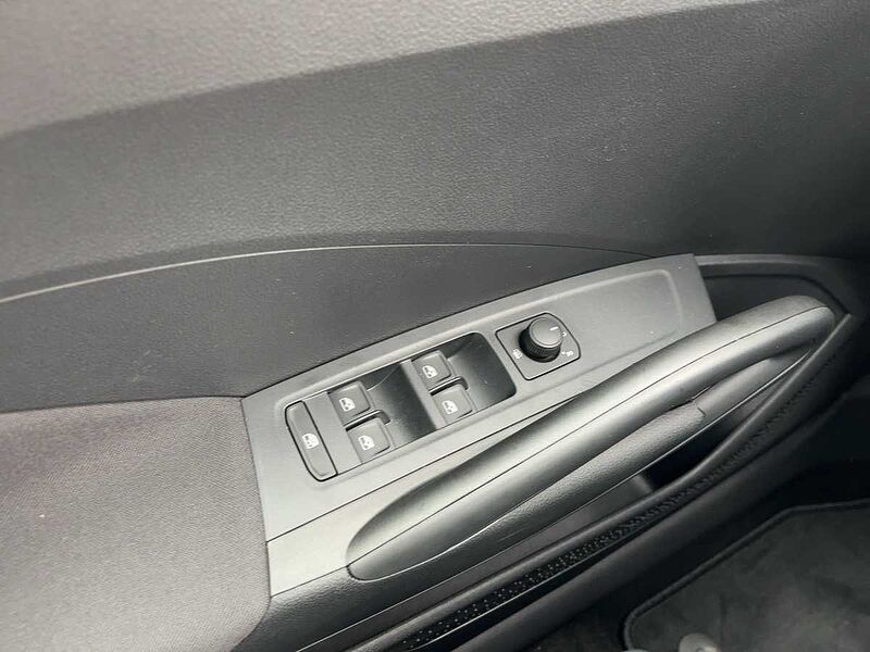 SKODA Fabia 1.0 MPI Selection LED PDC