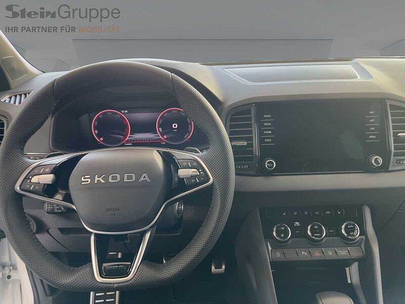 SKODA Karoq 2.0 TDI Sportline AHK ACC Navi Virt LED