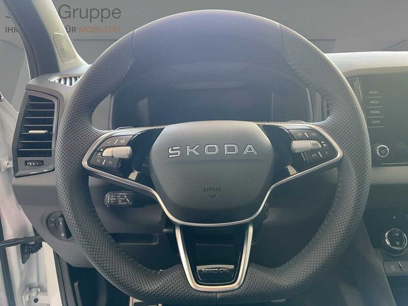 SKODA Karoq 2.0 TDI Sportline AHK ACC Navi Virt LED