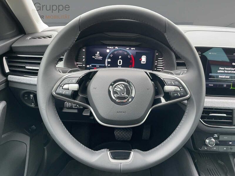 SKODA Kamiq 1.0 TSI Selection AHK Navi ACC Virt LED