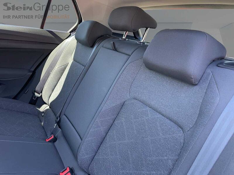 Volkswagen Golf VIII 2.0 TDI Life ACC Navi Virt LED PDC