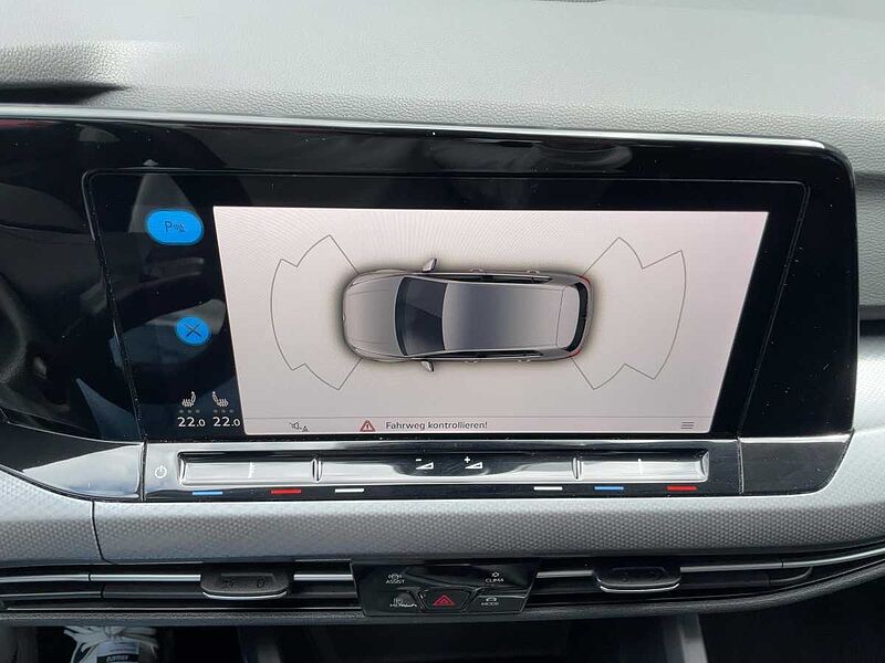 Volkswagen Golf VIII 2.0 TDI Active Virt LED CarPlay PDC