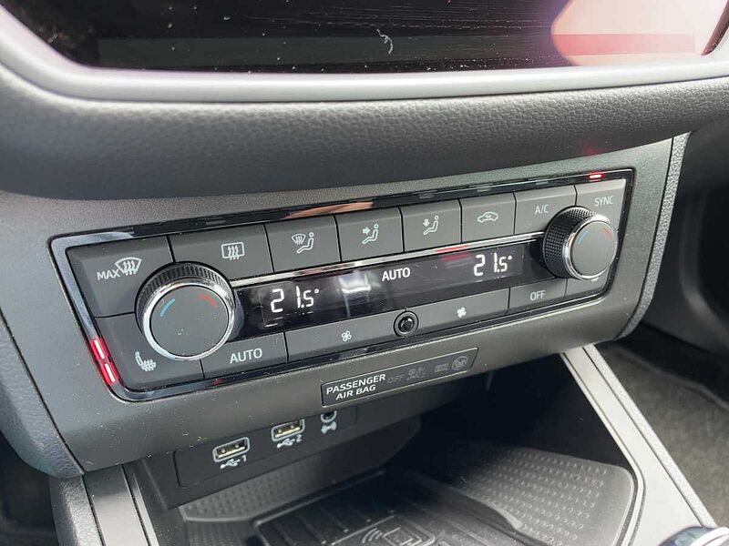 SEAT Ibiza 1.0 TSI FR Navi ACC LED PDC CarPlay